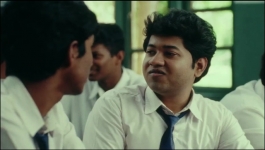 90S A Middle Class Biopic - Season 01 Complete